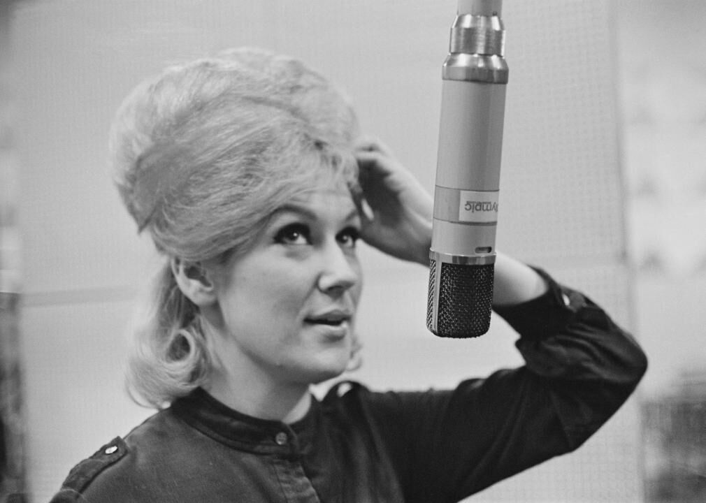 #27. ‘The Look of Love’ by Dusty Springfield